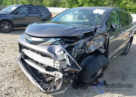 2021 Toyota Sienna Xle z USA, uszkodzony, nr VIN 5TDYRKEC0MS007394